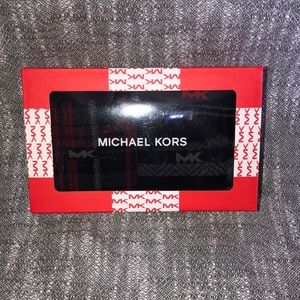 NWT Michael kors 3 pairs men’s crew socks